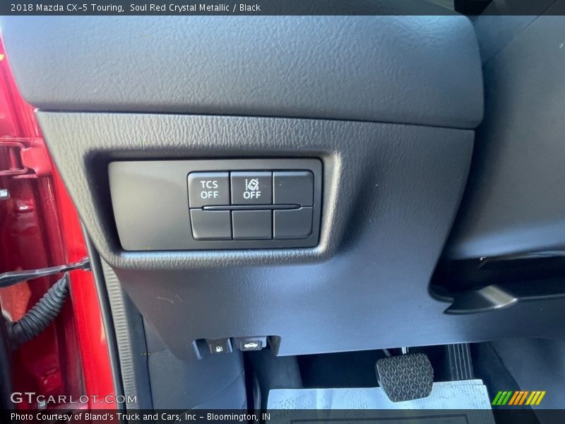 Soul Red Crystal Metallic / Black 2018 Mazda CX-5 Touring
