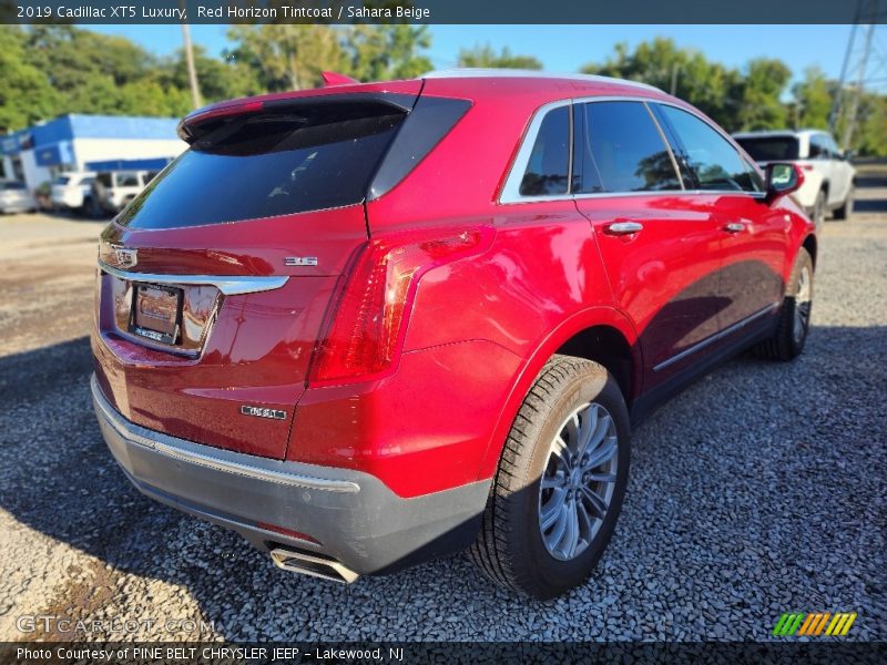  2019 XT5 Luxury Red Horizon Tintcoat