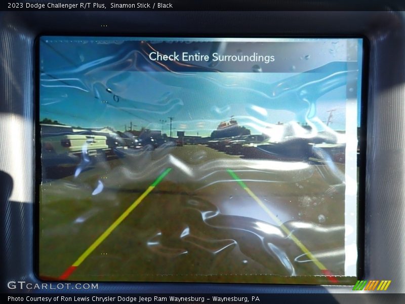 Sinamon Stick / Black 2023 Dodge Challenger R/T Plus