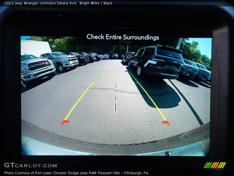 Bright White / Black 2021 Jeep Wrangler Unlimited Sahara 4x4