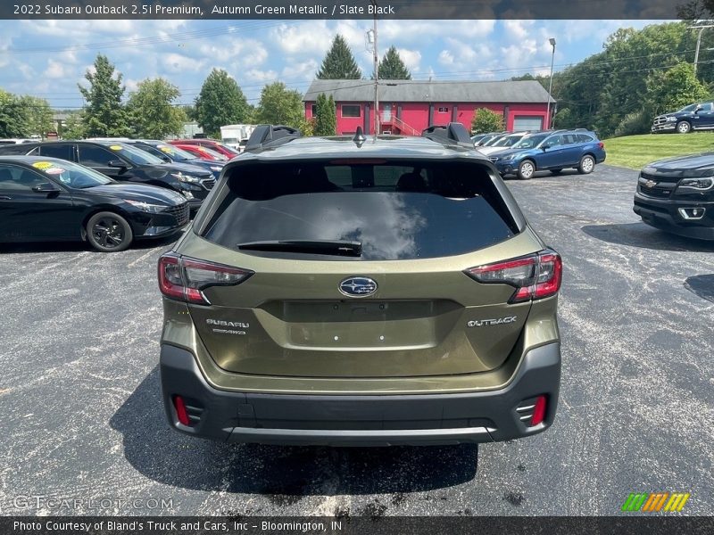 Autumn Green Metallic / Slate Black 2022 Subaru Outback 2.5i Premium