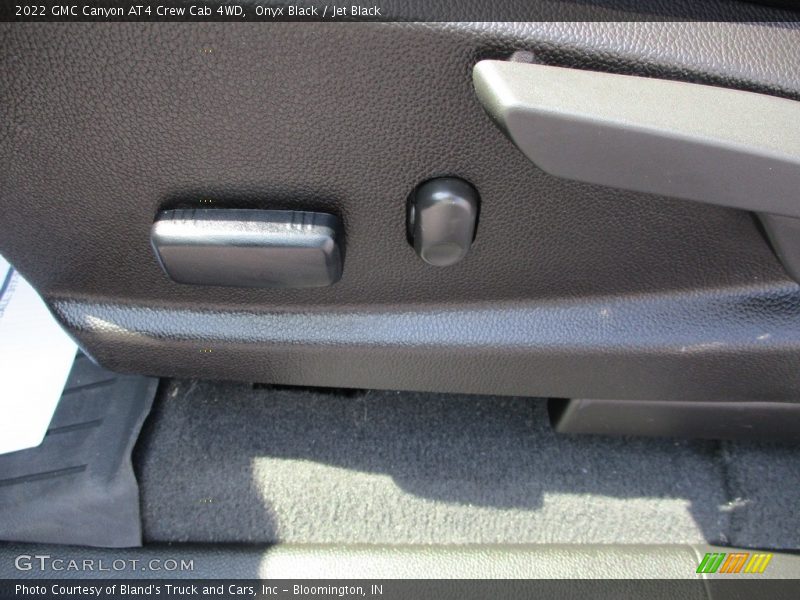 Onyx Black / Jet Black 2022 GMC Canyon AT4 Crew Cab 4WD