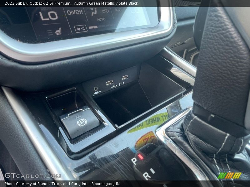 Autumn Green Metallic / Slate Black 2022 Subaru Outback 2.5i Premium