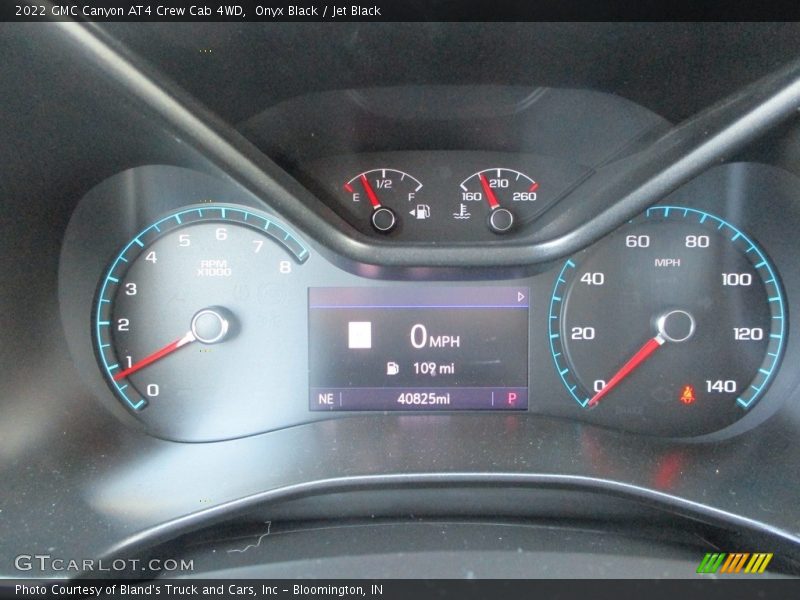 Onyx Black / Jet Black 2022 GMC Canyon AT4 Crew Cab 4WD