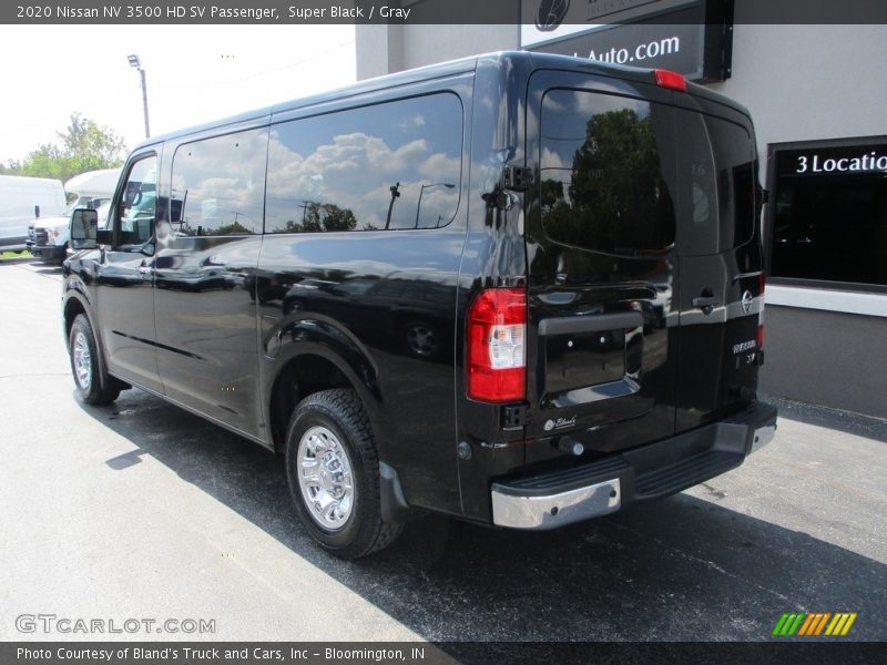 Super Black / Gray 2020 Nissan NV 3500 HD SV Passenger