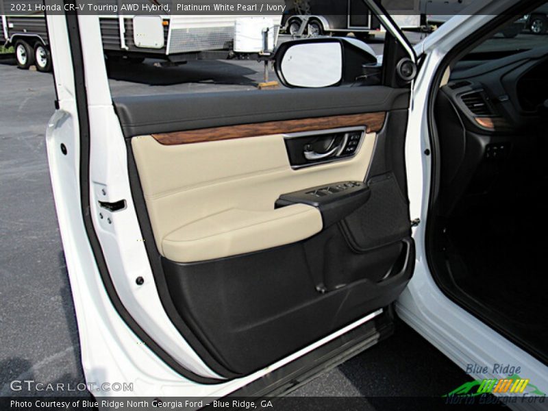 Door Panel of 2021 CR-V Touring AWD Hybrid