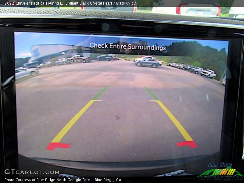 Brilliant Black Crystal Pearl / Black/Alloy 2022 Chrysler Pacifica Touring L