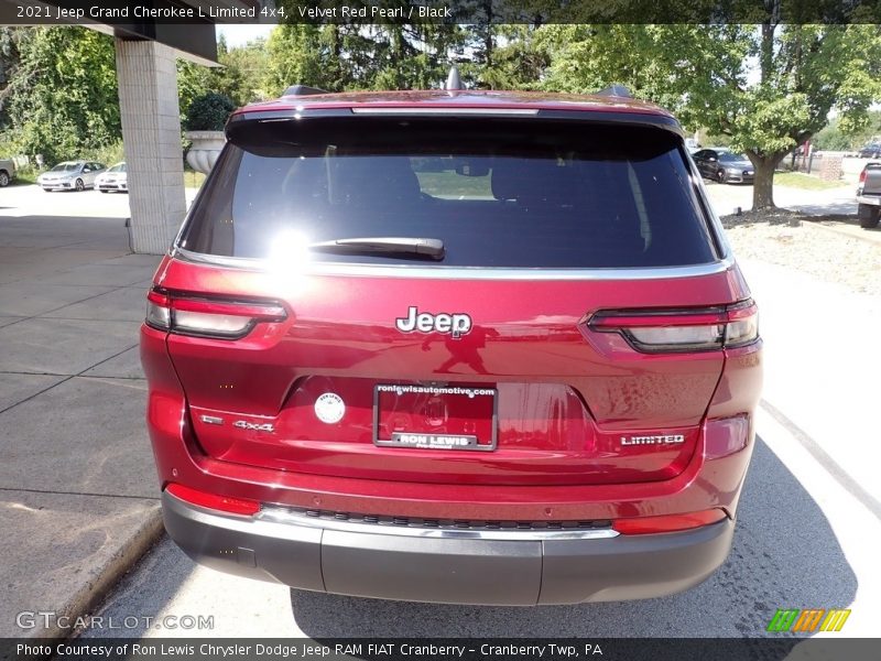 Velvet Red Pearl / Black 2021 Jeep Grand Cherokee L Limited 4x4