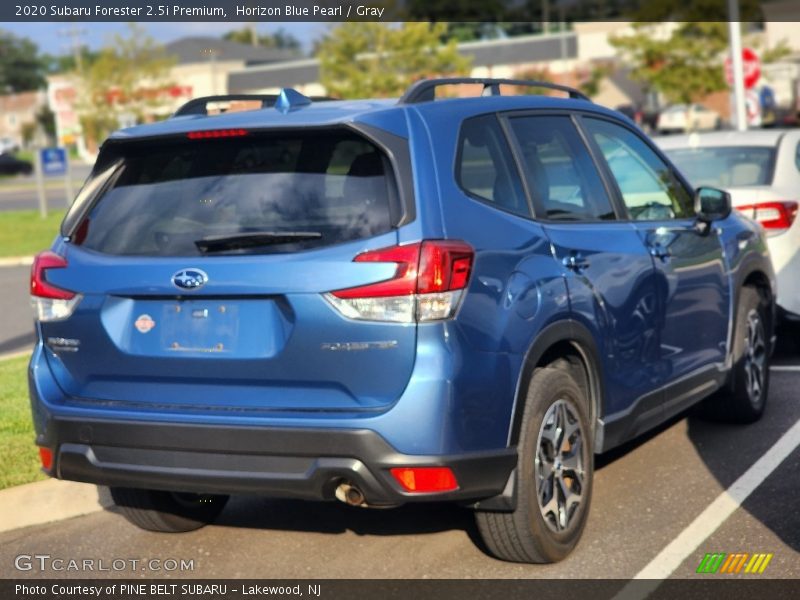 Horizon Blue Pearl / Gray 2020 Subaru Forester 2.5i Premium