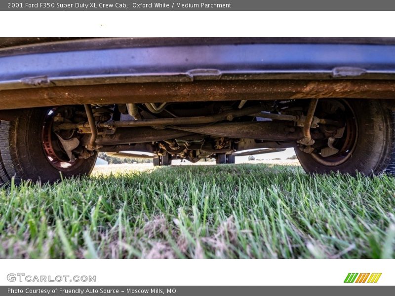 Oxford White / Medium Parchment 2001 Ford F350 Super Duty XL Crew Cab