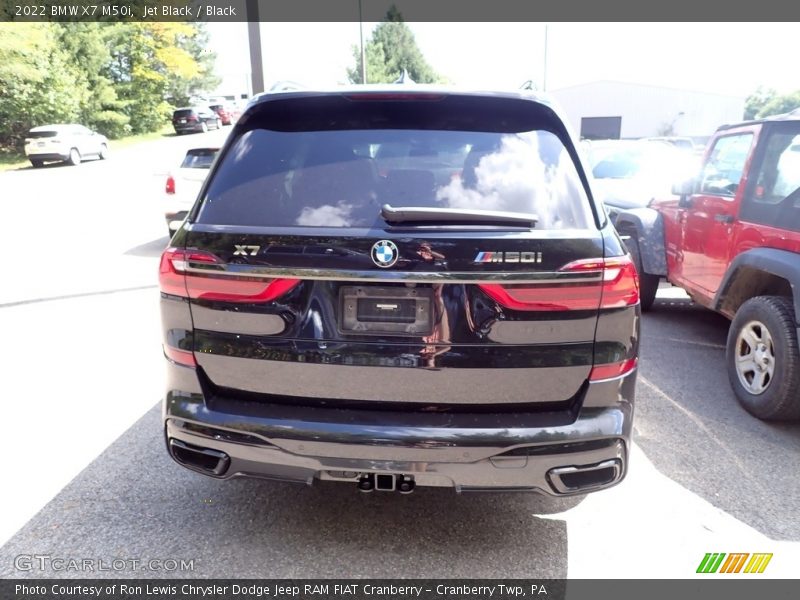 Jet Black / Black 2022 BMW X7 M50i