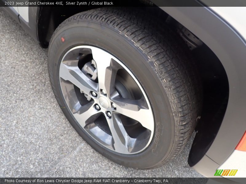 Silver Zynith / Global Black 2023 Jeep Grand Cherokee 4XE