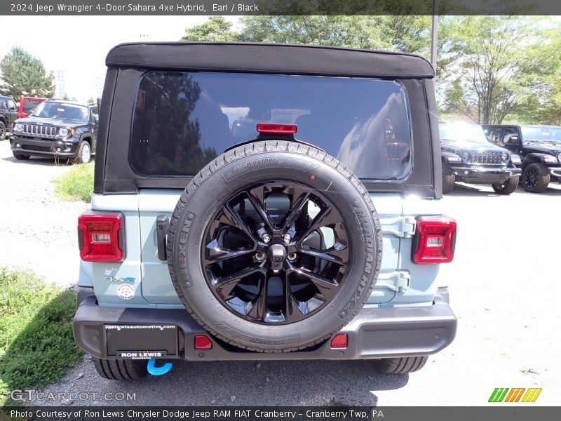 Earl / Black 2024 Jeep Wrangler 4-Door Sahara 4xe Hybrid