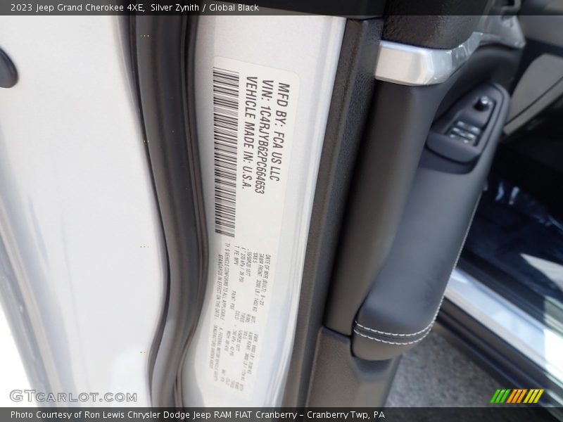 Silver Zynith / Global Black 2023 Jeep Grand Cherokee 4XE