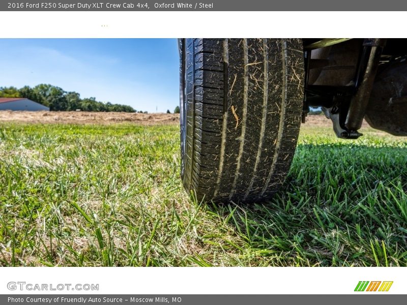 Oxford White / Steel 2016 Ford F250 Super Duty XLT Crew Cab 4x4