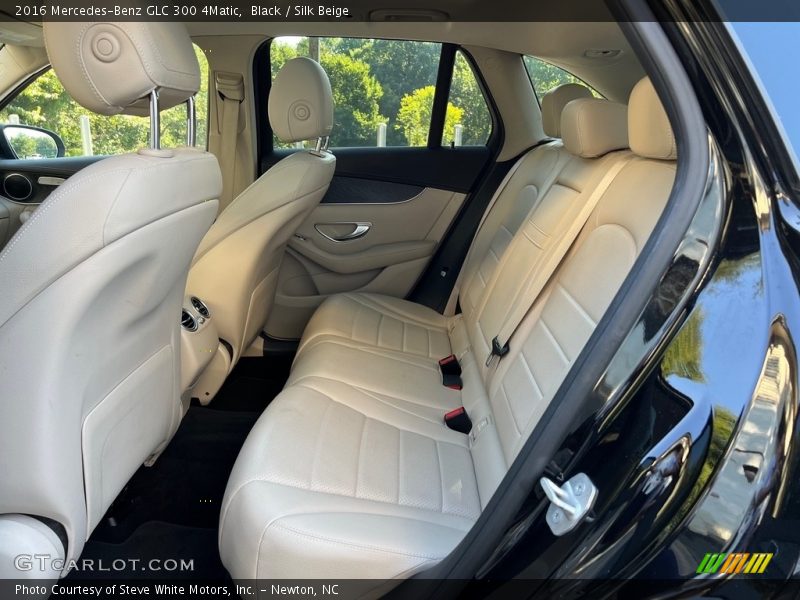 Black / Silk Beige 2016 Mercedes-Benz GLC 300 4Matic