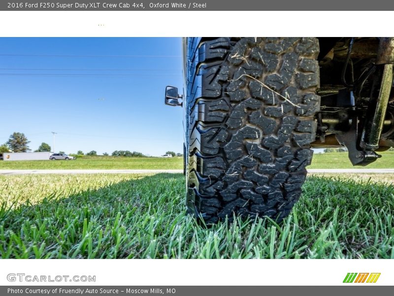Oxford White / Steel 2016 Ford F250 Super Duty XLT Crew Cab 4x4