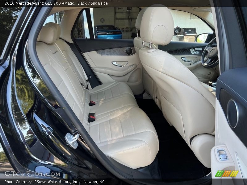 Black / Silk Beige 2016 Mercedes-Benz GLC 300 4Matic
