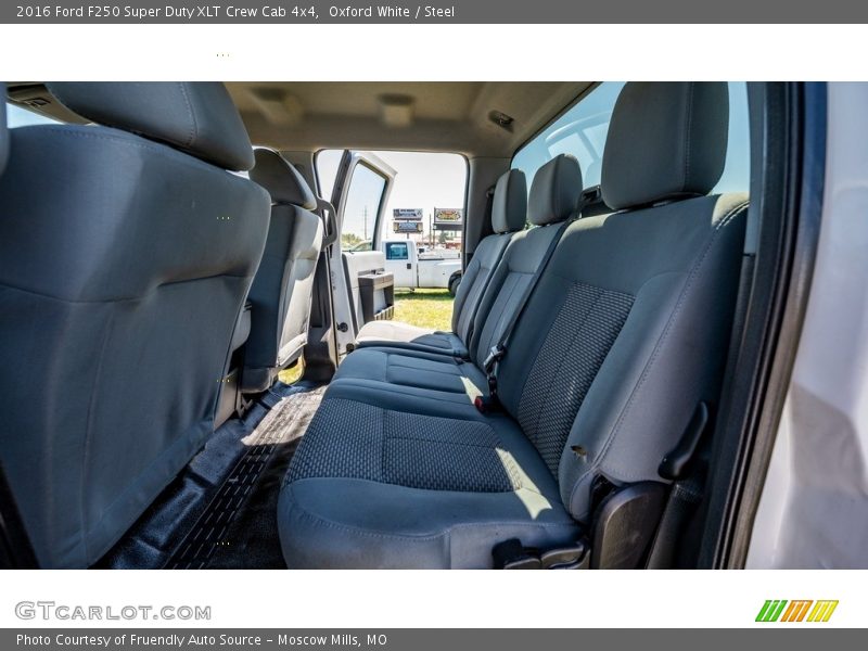 Oxford White / Steel 2016 Ford F250 Super Duty XLT Crew Cab 4x4