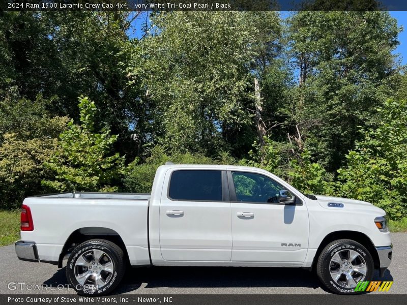  2024 1500 Laramie Crew Cab 4x4 Ivory White Tri-Coat Pearl