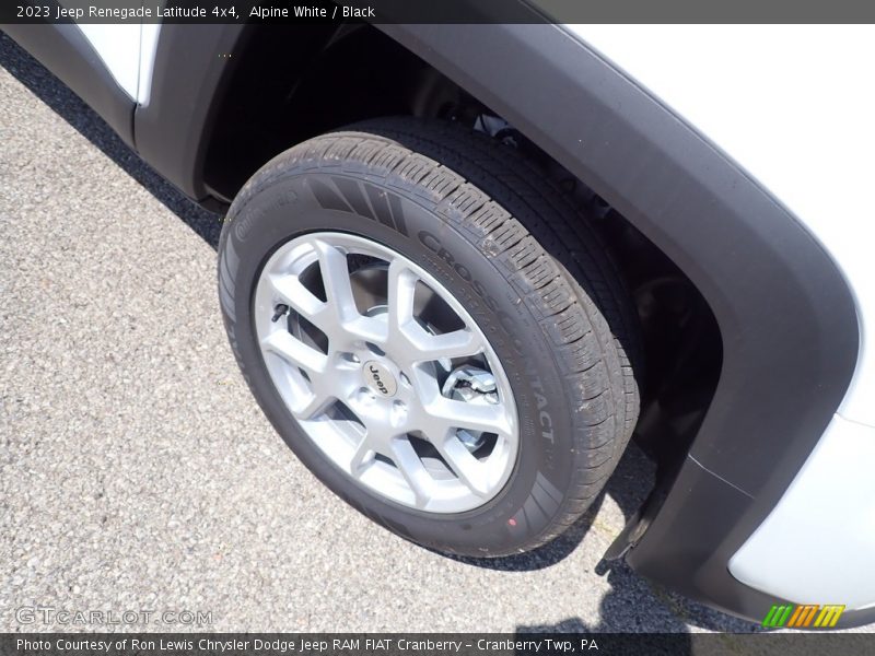 Alpine White / Black 2023 Jeep Renegade Latitude 4x4