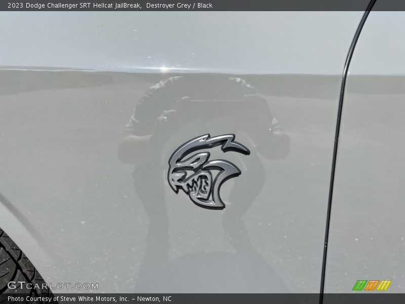  2023 Challenger SRT Hellcat JailBreak Logo