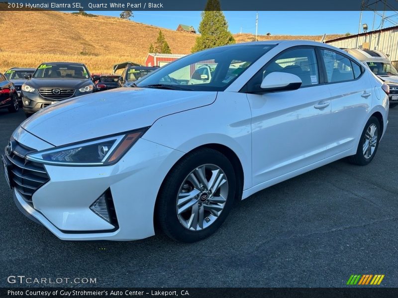 Quartz White Pearl / Black 2019 Hyundai Elantra SEL