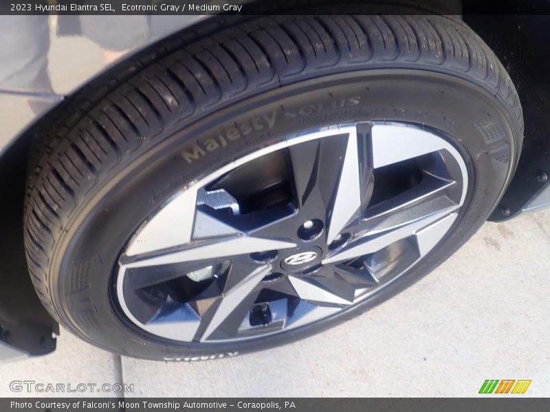 Ecotronic Gray / Medium Gray 2023 Hyundai Elantra SEL