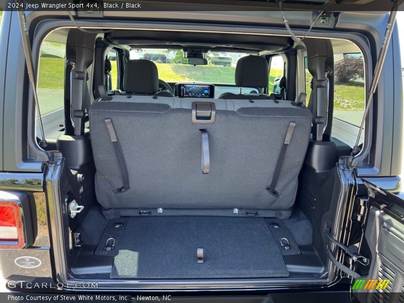  2024 Wrangler Sport 4x4 Trunk