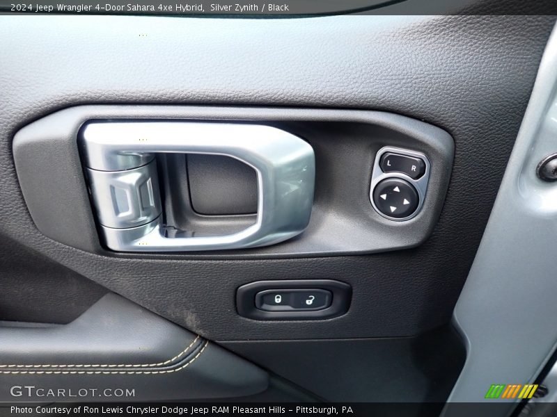 Door Panel of 2024 Wrangler 4-Door Sahara 4xe Hybrid