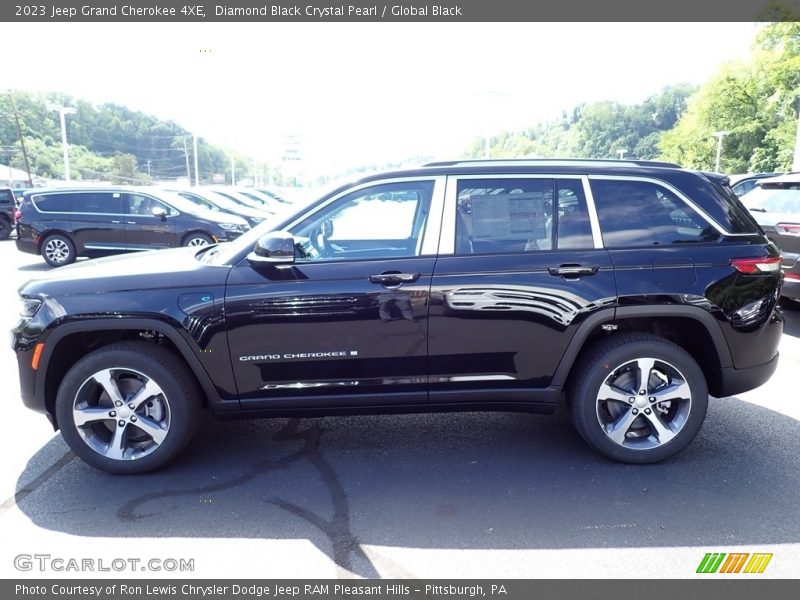 Diamond Black Crystal Pearl / Global Black 2023 Jeep Grand Cherokee 4XE