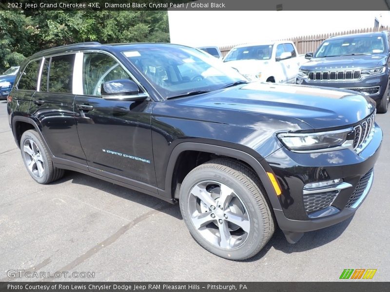 Diamond Black Crystal Pearl / Global Black 2023 Jeep Grand Cherokee 4XE
