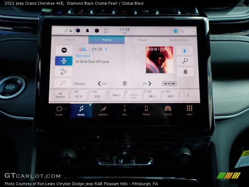 Diamond Black Crystal Pearl / Global Black 2023 Jeep Grand Cherokee 4XE