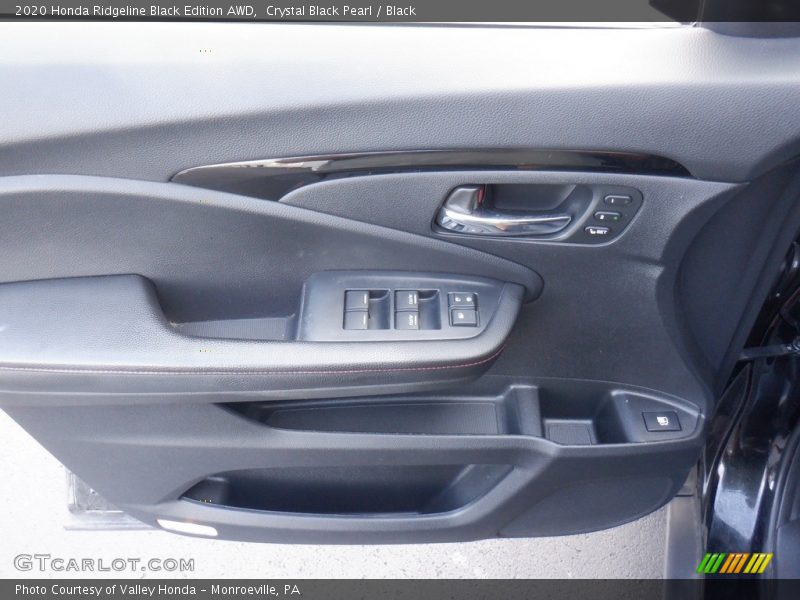 Door Panel of 2020 Ridgeline Black Edition AWD