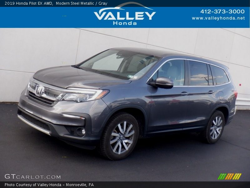 Modern Steel Metallic / Gray 2019 Honda Pilot EX AWD