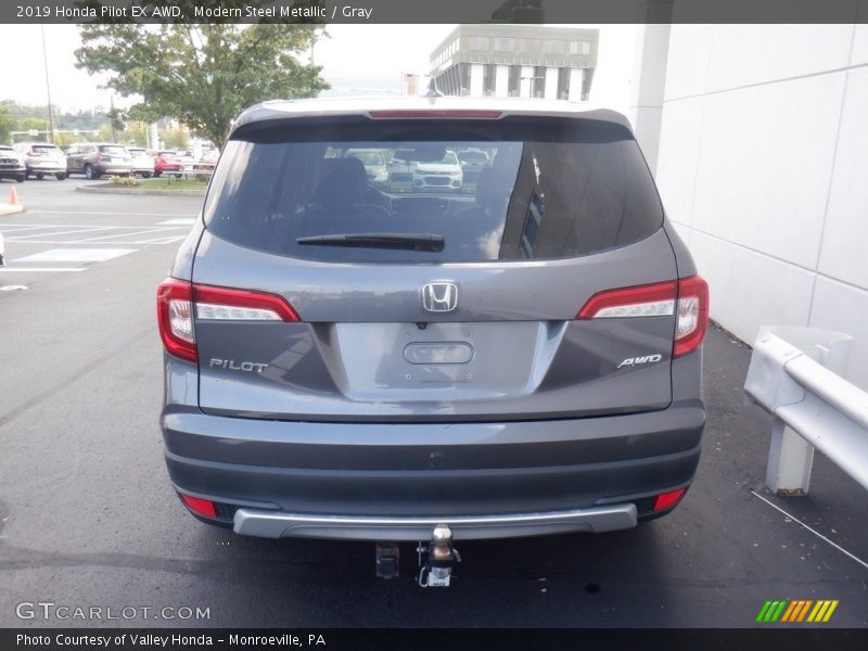 Modern Steel Metallic / Gray 2019 Honda Pilot EX AWD