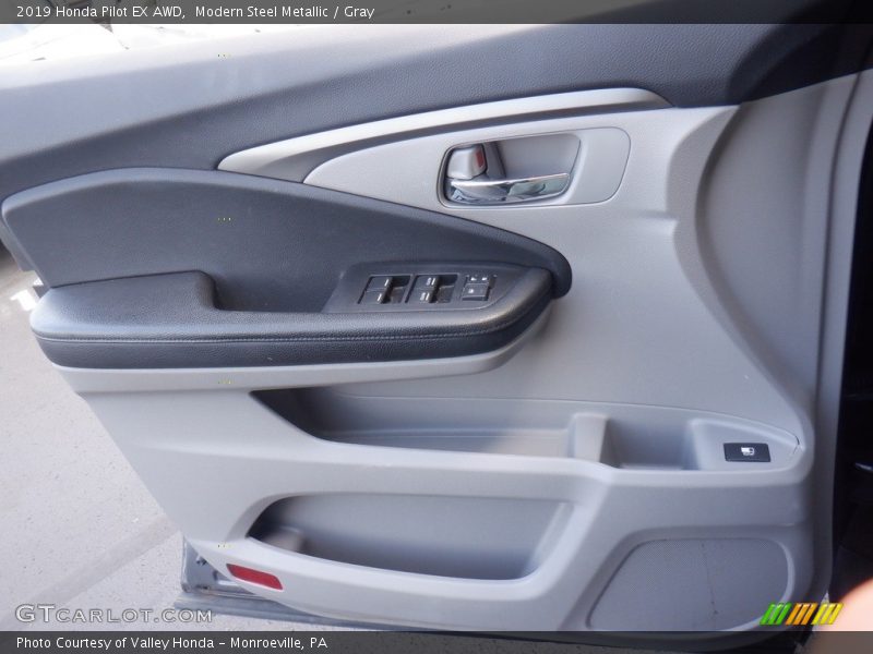Modern Steel Metallic / Gray 2019 Honda Pilot EX AWD