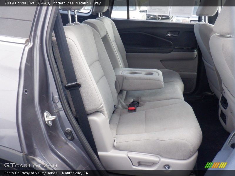 Modern Steel Metallic / Gray 2019 Honda Pilot EX AWD