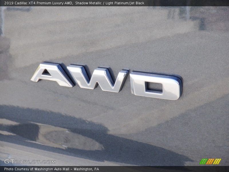  2019 XT4 Premium Luxury AWD Logo