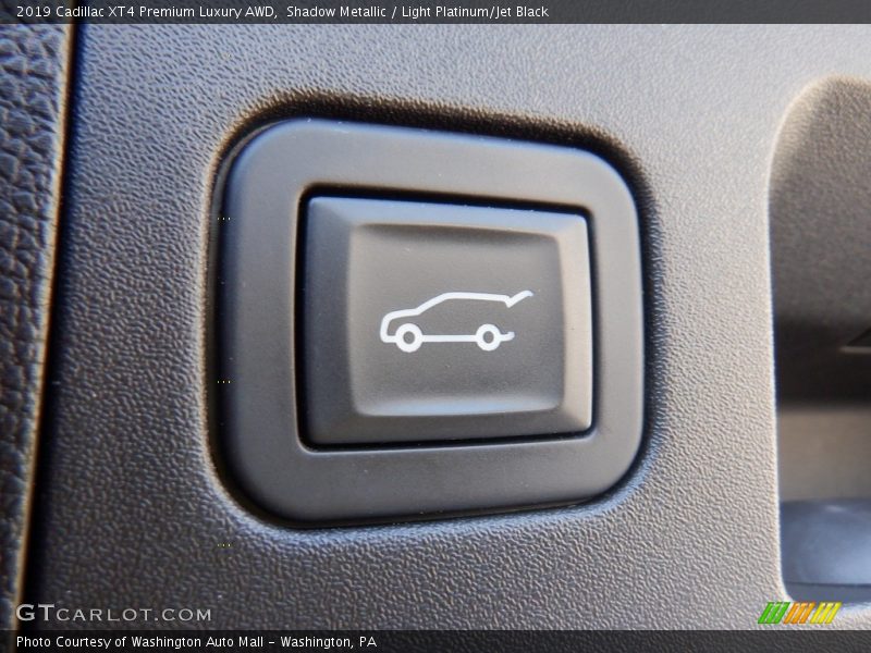 Controls of 2019 XT4 Premium Luxury AWD