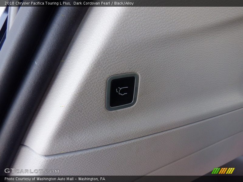 Dark Cordovan Pearl / Black/Alloy 2018 Chrysler Pacifica Touring L Plus