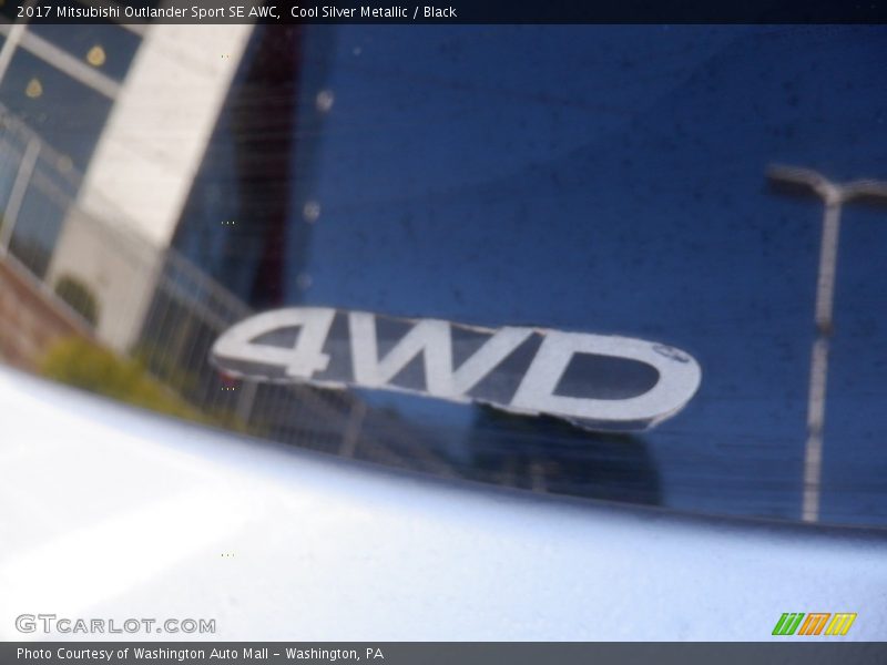 Cool Silver Metallic / Black 2017 Mitsubishi Outlander Sport SE AWC
