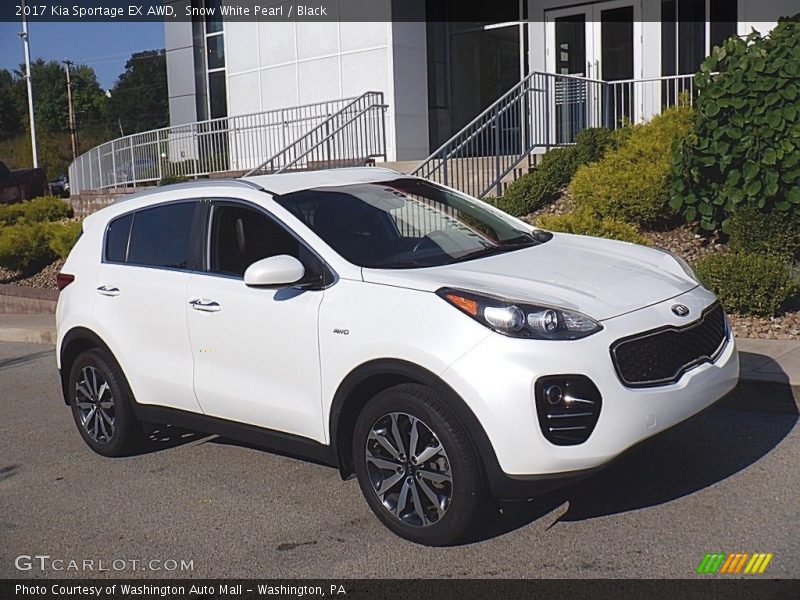 Front 3/4 View of 2017 Sportage EX AWD