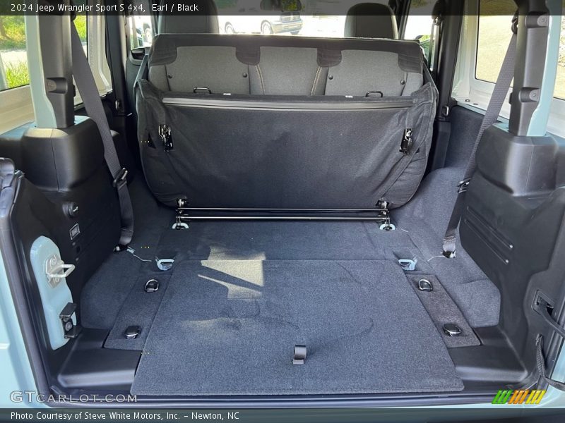  2024 Wrangler Sport S 4x4 Trunk