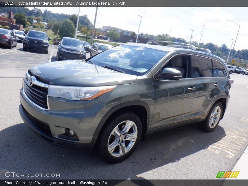 Front 3/4 View of 2015 Highlander Limited AWD