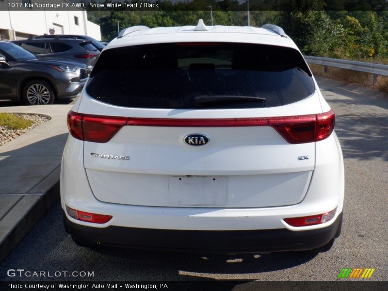 Snow White Pearl / Black 2017 Kia Sportage EX AWD