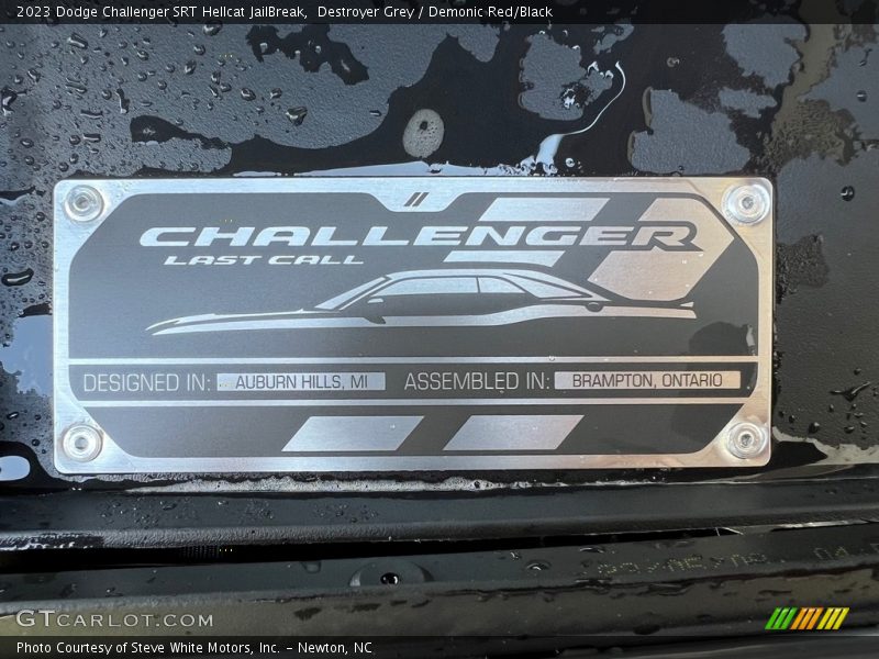 Destroyer Grey / Demonic Red/Black 2023 Dodge Challenger SRT Hellcat JailBreak