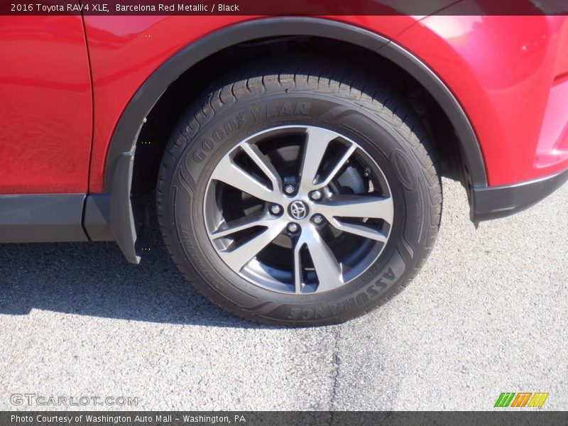 Barcelona Red Metallic / Black 2016 Toyota RAV4 XLE