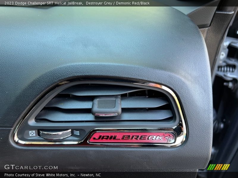 Destroyer Grey / Demonic Red/Black 2023 Dodge Challenger SRT Hellcat JailBreak
