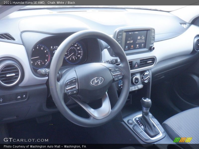 Chalk White / Black 2021 Hyundai Kona SE AWD
